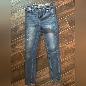 Women's kancan skinny jeans